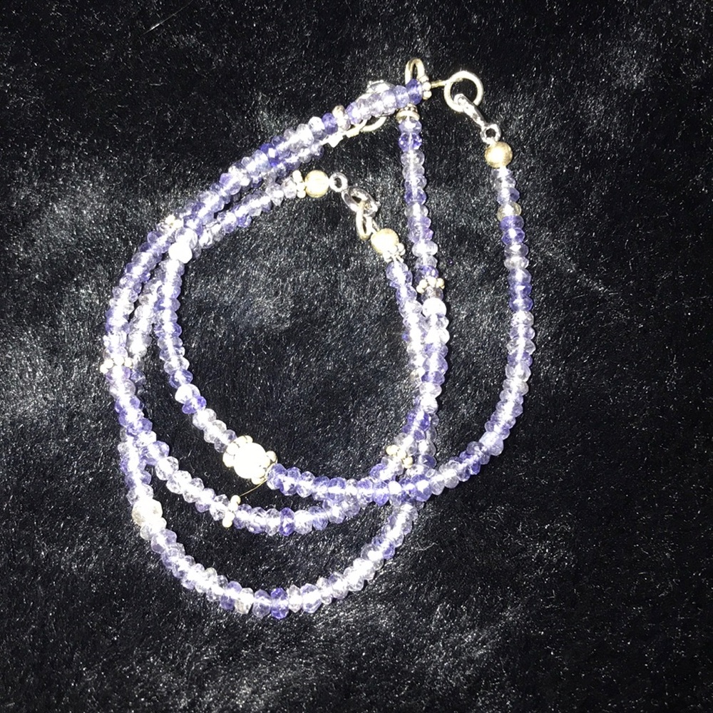 Purple amethyst beads, one pearl bracelets.